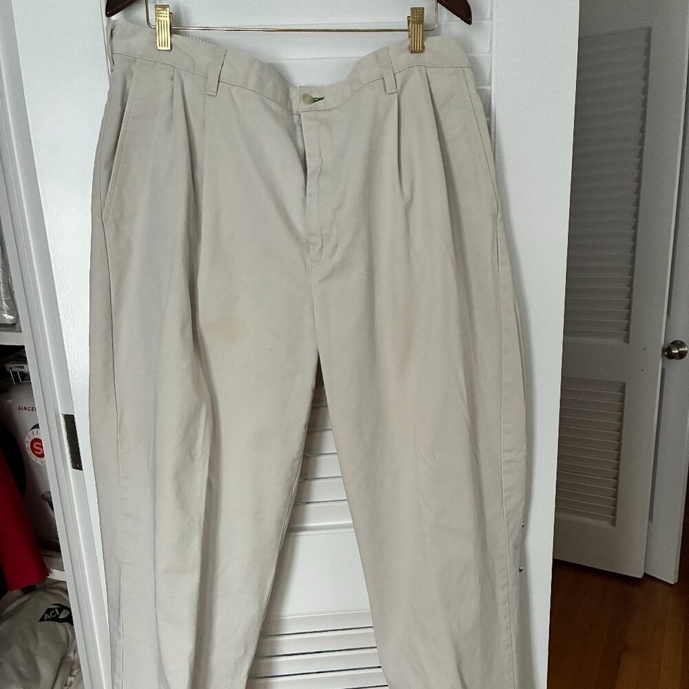 Mens size 42/30 Tommy Hilfiger Khaki's
